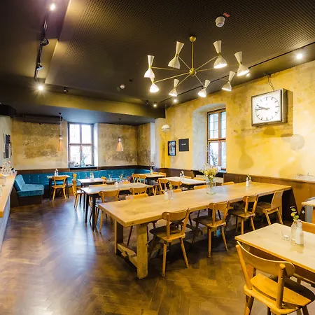 路易斯酒店 酒店