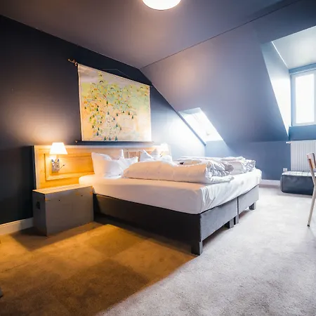 ルイス 2* レーゲンスブルク