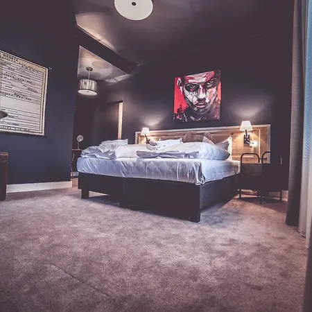 Luis 2* ريغنسبورغ