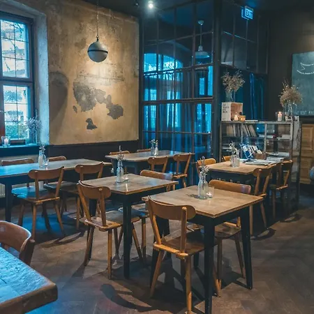 Hotel Luis Ratisbona